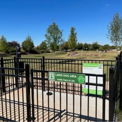 Orchards Dog Park